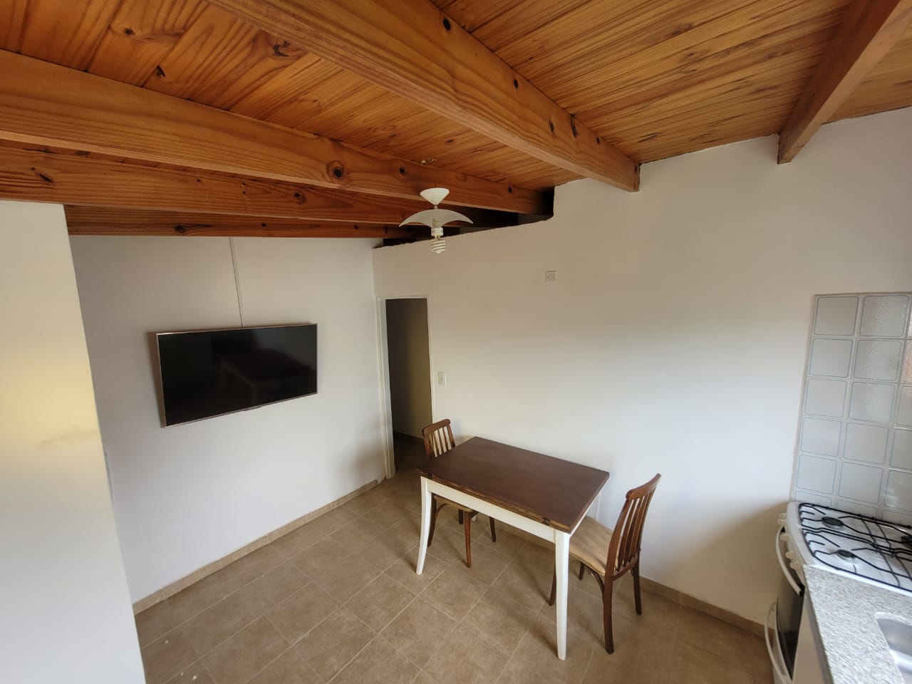 sala de estar con todas las tecnologias 